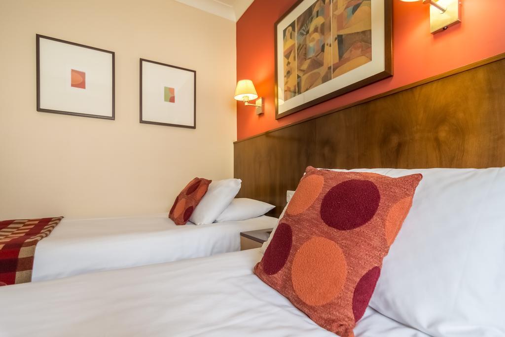 Highfield House Hotel Southampton Oda fotoğraf